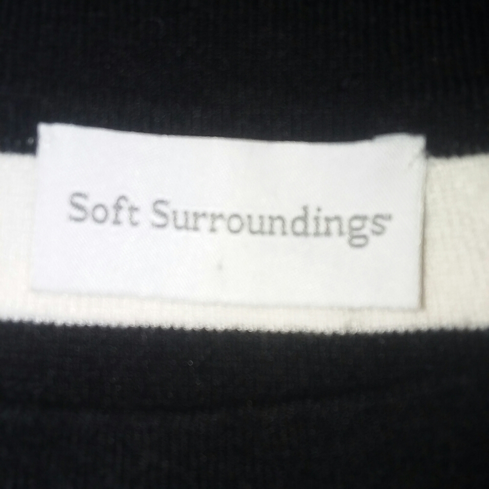 Sweater - Picture 3 of 4